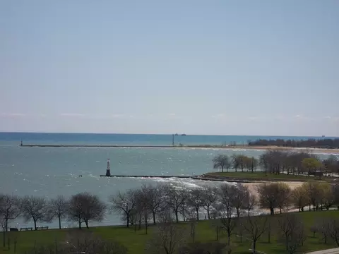 5455 N Sheridan Rd #2006, Chicago, IL 60640