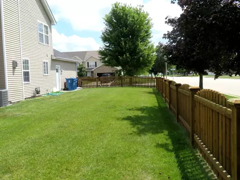 Exterior - 2024 Mountain Rd, Morris, IL 60450 photo 6 of 9