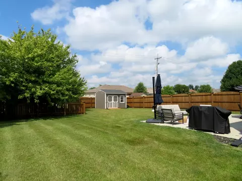 Exterior - 2024 Mountain Rd, Morris, IL 60450 photo 9 of 9
