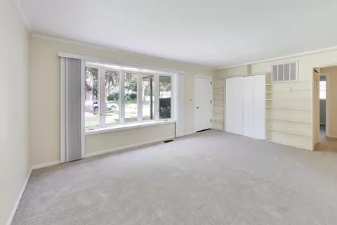 Living - 3710 Owl Dr, Rolling Meadows, IL 60008 photo 2 of 5