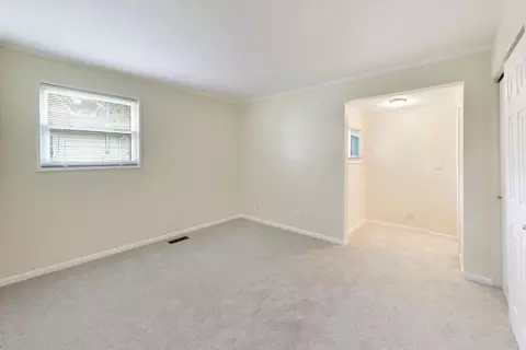 Bedroom - 3710 Owl Dr, Rolling Meadows, IL 60008 photo 1 of 2