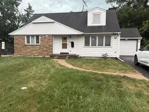 710 Algonquin Ave, Bensenville, IL 60106