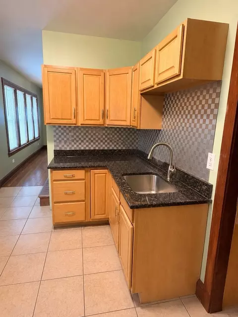 Kitchen - 1401 E 72nd Pl, Chicago, IL 60619 photo 2 of 4