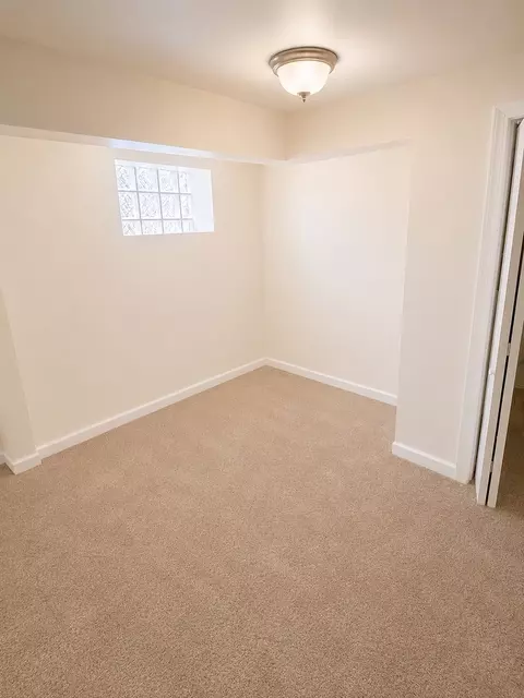 Bedroom - 1401 E 72nd Pl, Chicago, IL 60619 photo 9 of 9