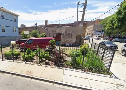 1035 W 20th Pl, Chicago, IL 60608