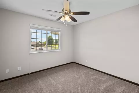 Bedroom - 400 E Franklin St E #201, Eldridge, IA 52748 photo 1 of 6