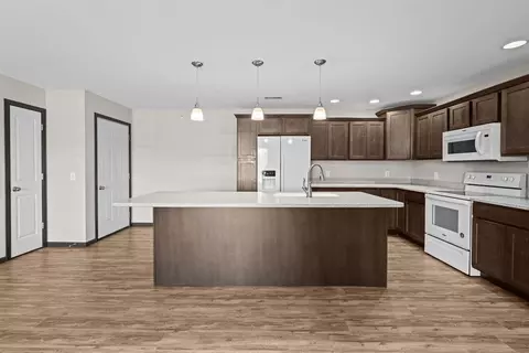Kitchen - 400 E Franklin St E #201, Eldridge, IA 52748 photo 1 of 6