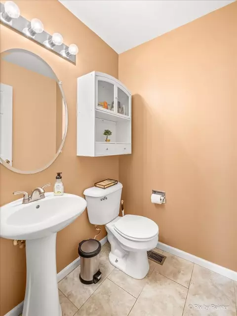 Bath - 1715 Pine St, Mchenry, IL 60050 photo 1 of 3