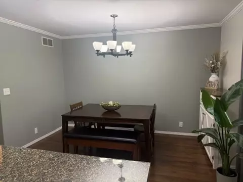 Dining - 10468 Chayla Rd, Marion, IL 62959 photo 2 of 3