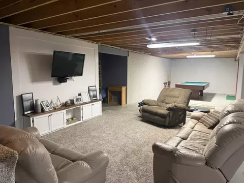 Living - 10468 Chayla Rd, Marion, IL 62959 photo 4 of 4