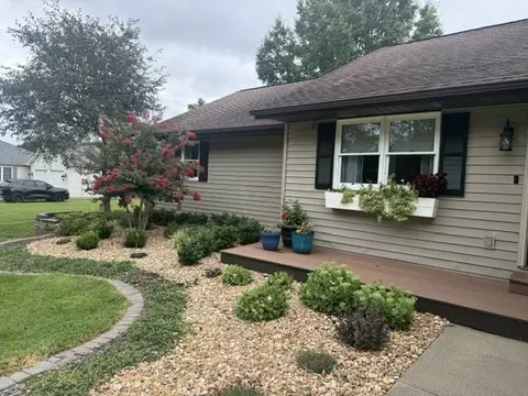 Exterior - 10468 Chayla Rd, Marion, IL 62959 photo 4 of 11