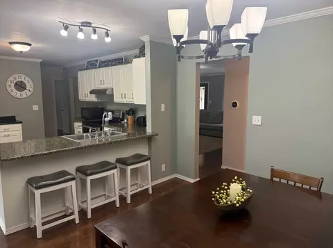 Dining - 10468 Chayla Rd, Marion, IL 62959 photo 1 of 3