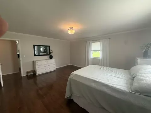 Bedroom - 10468 Chayla Rd, Marion, IL 62959 photo 3 of 5