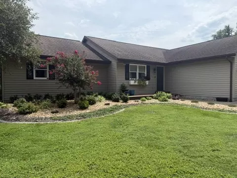 Exterior - 10468 Chayla Rd, Marion, IL 62959 photo 5 of 15