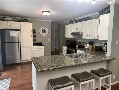 Kitchen - 10468 Chayla Rd, Marion, IL 62959 photo 1 of 2