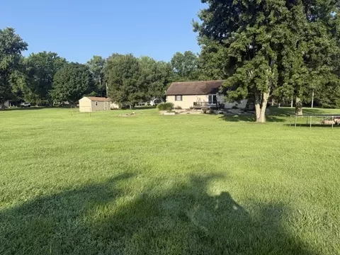 Exterior - 10468 Chayla Rd, Marion, IL 62959 photo 11 of 11