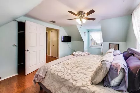Bedroom - 817 S Spring Rd, Elmhurst, IL 60126 photo 4 of 4