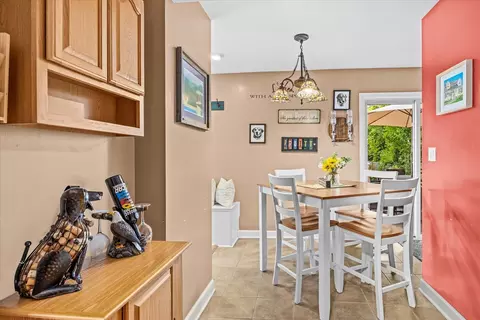 Other - 817 S Spring Rd, Elmhurst, IL 60126 photo 2 of 6