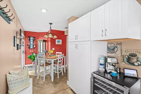Other - 817 S Spring Rd, Elmhurst, IL 60126 photo 1 of 6