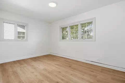 Bedroom - 2425 E Sand Lake Rd, Lindenhurst, IL 60046 photo 1 of 1