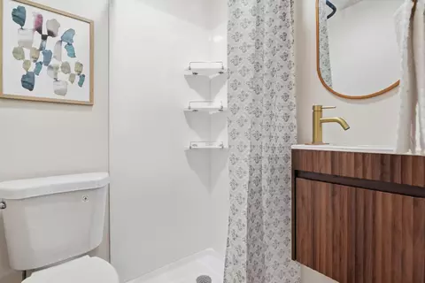 Bath - 2425 E Sand Lake Rd, Lindenhurst, IL 60046 photo 1 of 2