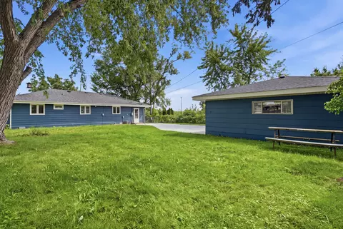Exterior - 2425 E Sand Lake Rd, Lindenhurst, IL 60046 photo 4 of 4