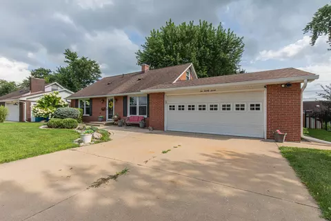 Exterior - 1027 W 3rd St, Spring Valley, IL 61362 photo 8 of 8