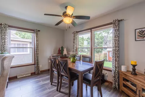 Dining - 1027 W 3rd St, Spring Valley, IL 61362 photo 1 of 1