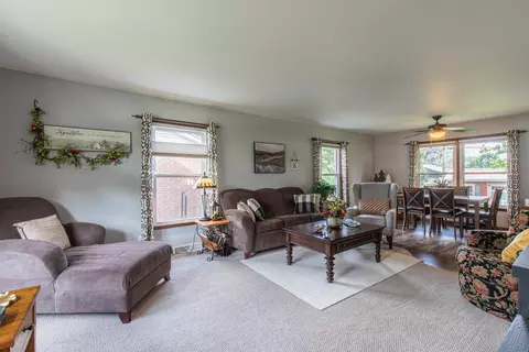 Living - 1027 W 3rd St, Spring Valley, IL 61362 photo 1 of 4