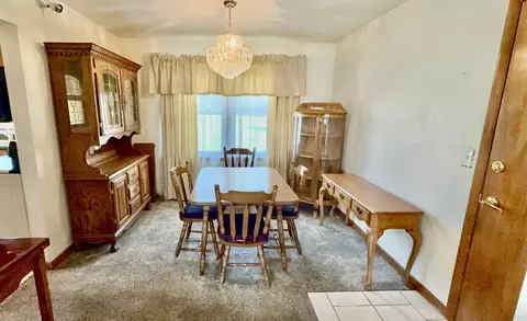 Dining - 7 Edgewood Dr, Kewanee, IL 61443 photo 2 of 2