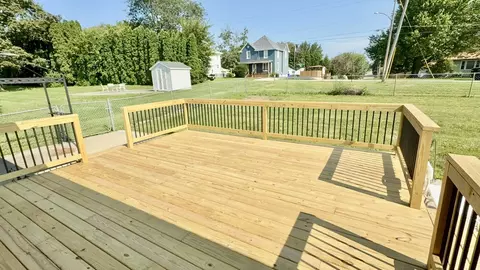 Exterior - 7 Edgewood Dr, Kewanee, IL 61443 photo 5 of 5