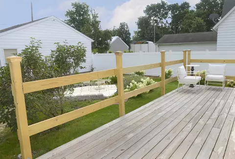 Exterior - 534 2nd Ave, Ottawa, IL 61350 photo 5 of 8