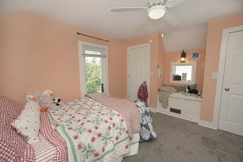 Bedroom - 534 2nd Ave, Ottawa, IL 61350 photo 4 of 5