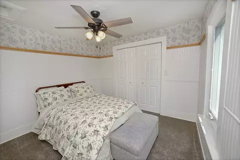 Bedroom - 534 2nd Ave, Ottawa, IL 61350 photo 3 of 5