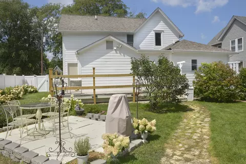 Exterior - 534 2nd Ave, Ottawa, IL 61350 photo 3 of 8