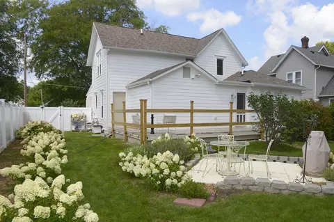 Exterior - 534 2nd Ave, Ottawa, IL 61350 photo 2 of 8