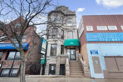 2536 S California St, Chicago, IL 60608