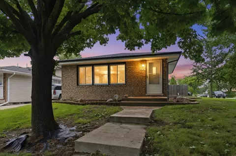 18107 Kostner Ave, Country Club Hills, IL 60478