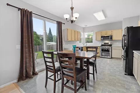 Dining - 771 Red Barn Ln, Elgin, IL 60124 photo 1 of 1