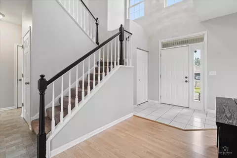 Entry Way - 771 Red Barn Ln, Elgin, IL 60124 photo 3 of 3