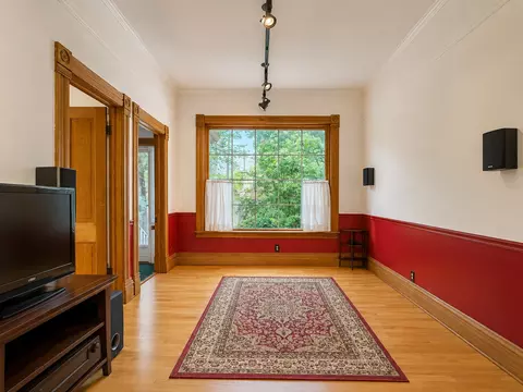 Living - 1013 Simpson St, Evanston, IL 60201 photo 2 of 2