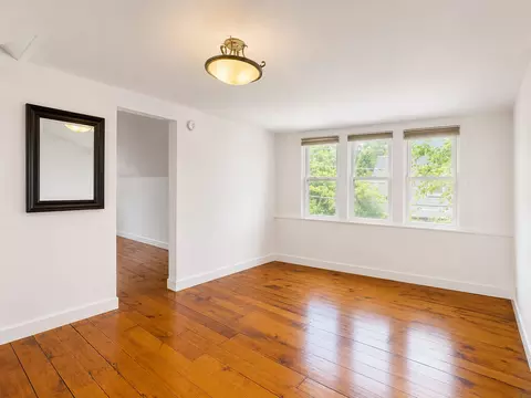 Other - 1013 Simpson St, Evanston, IL 60201 photo 3 of 9