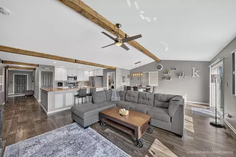 Other - 1002 Chestnut Dr, Pingree Grove, IL 60140 photo 1 of 7