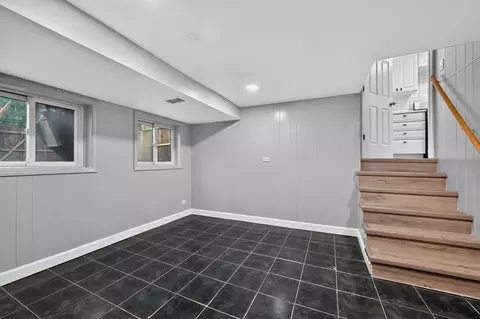 Other - 257 Dover Dr #C, Des Plaines, IL 60018 photo 2 of 3