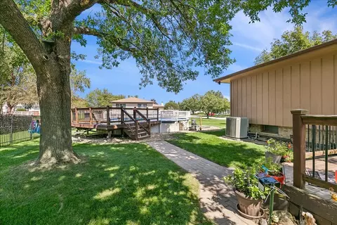 Exterior - 9860 Cambridge Dr, Mokena, IL 60448 photo 2 of 3