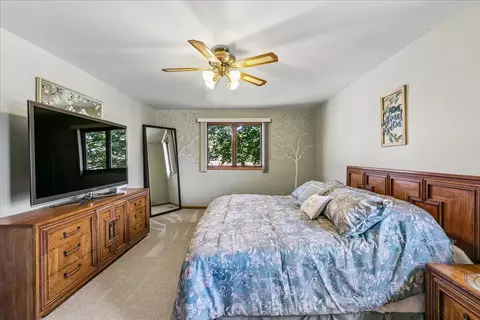 Bedroom - 9860 Cambridge Dr, Mokena, IL 60448 photo 4 of 4