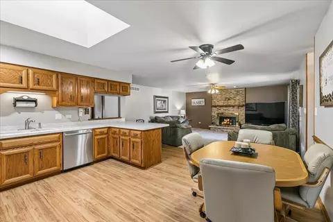 Kitchen - 9860 Cambridge Dr, Mokena, IL 60448 photo 3 of 3