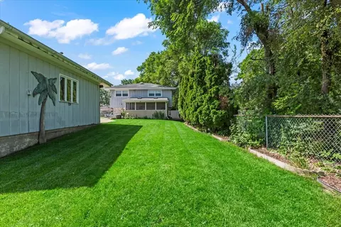 Exterior - 5532 129th St, Crestwood, IL 60418 photo 6 of 6