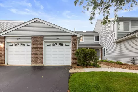 145 Winchester Dr, Streamwood, IL 60107