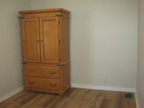 Bedroom - 1237 N Harding Ave, Chicago, IL 60651 photo 2 of 3